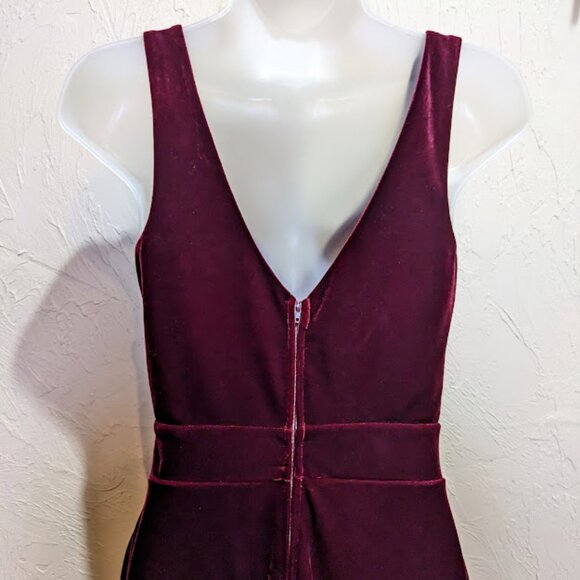 Midnight Doll Velvet Cocktail Dress Womens 5 Burgundy Dark Romantic Formal Mini - Picture 5 of 7